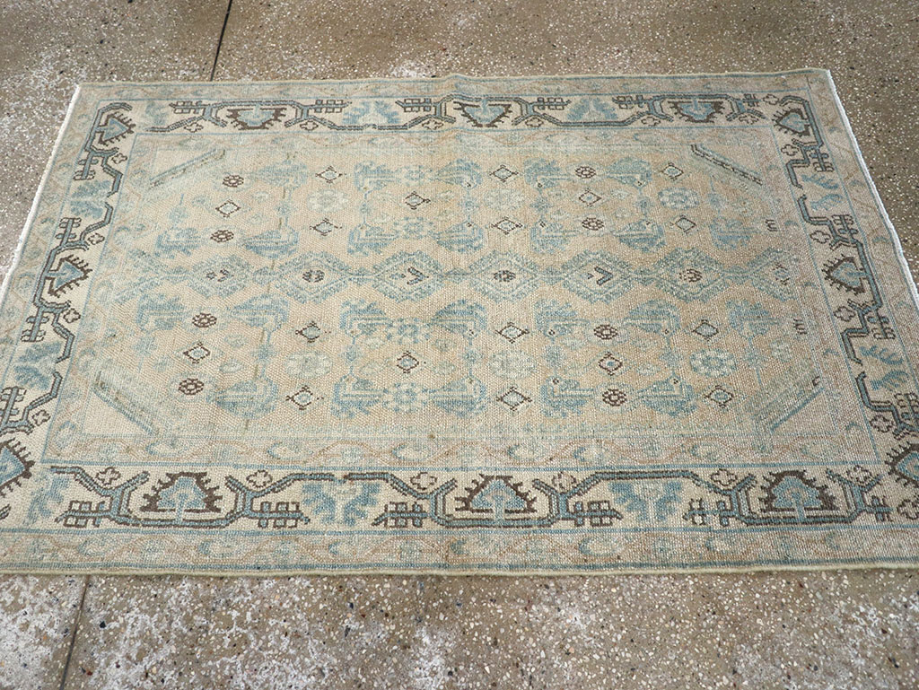 Vintage Persian Malayer Throw Rug, No.32828 - Galerie Shabab