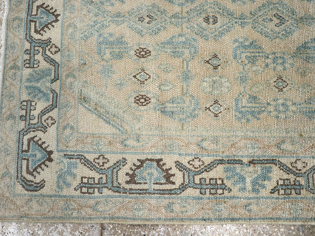 Vintage Persian Malayer Throw Rug, No.32828 - Galerie Shabab