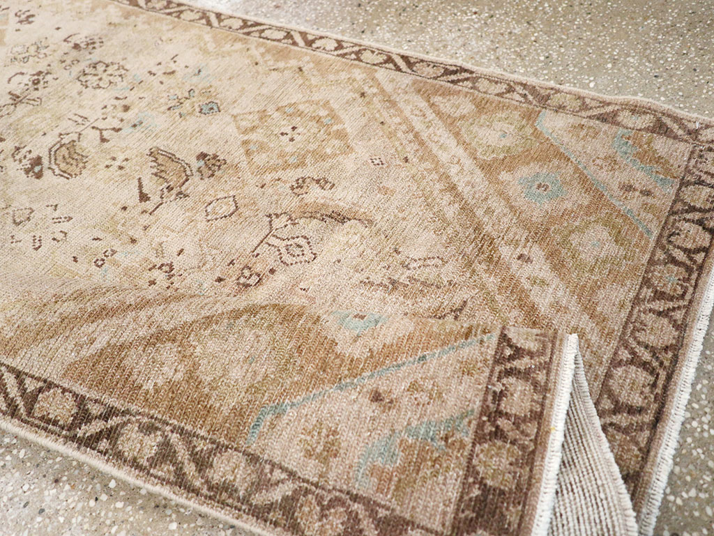 Vintage Persian Malayer Accent Rug, No.32829 - Galerie Shabab