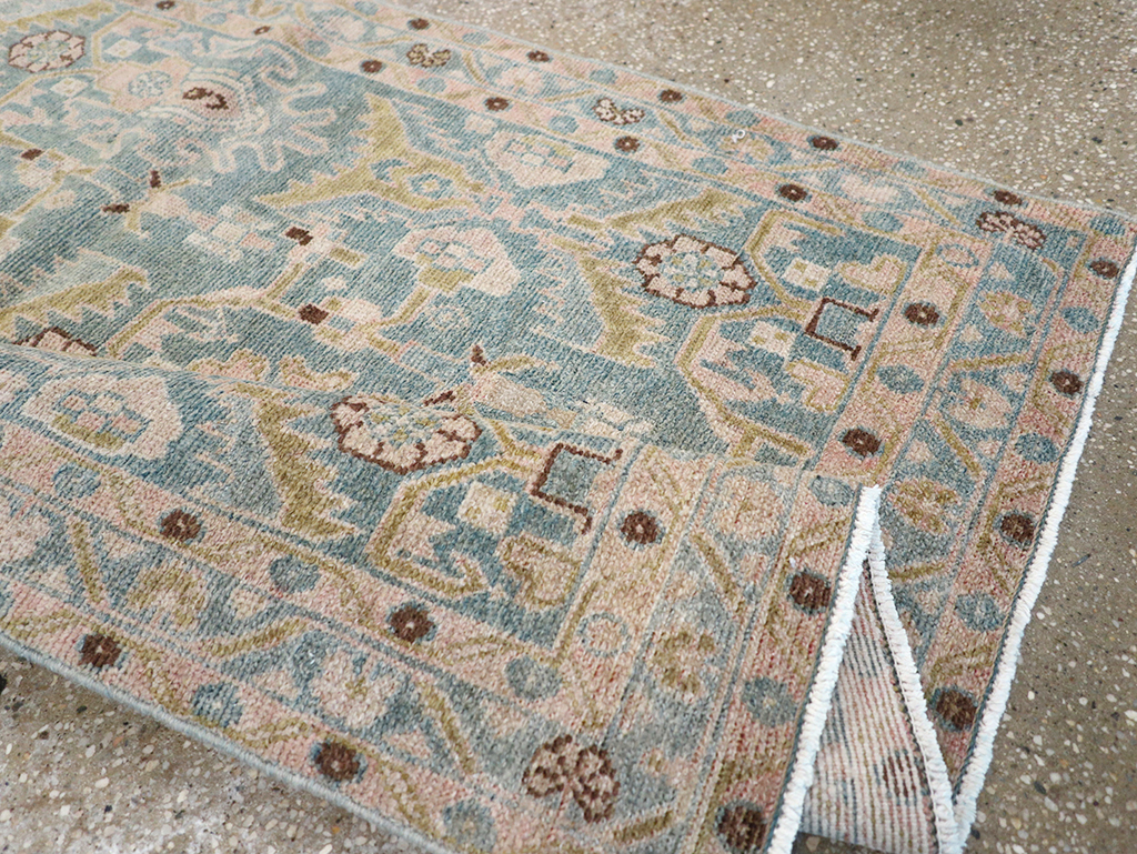 Vintage Persian Malayer Throw Rug, No.32831 - Galerie Shabab