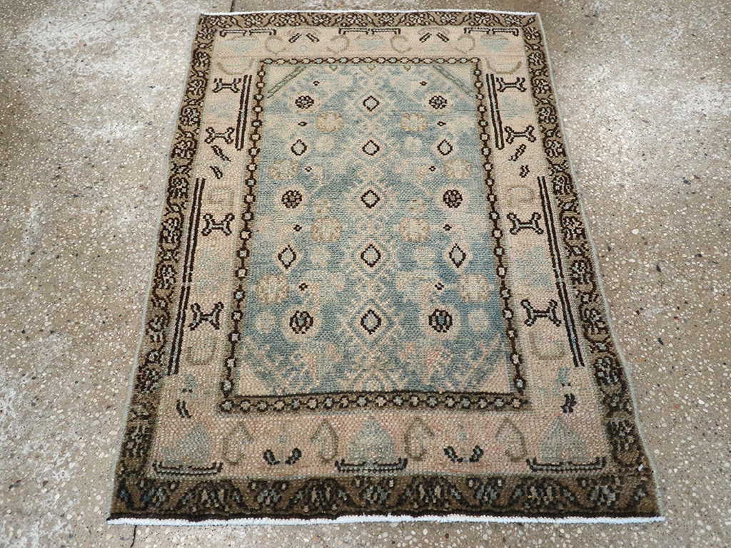 Vintage Persian Malayer Throw Rug, No.32834 - Galerie Shabab
