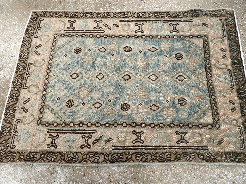 Vintage Persian Malayer Throw Rug, No.32834 - Galerie Shabab