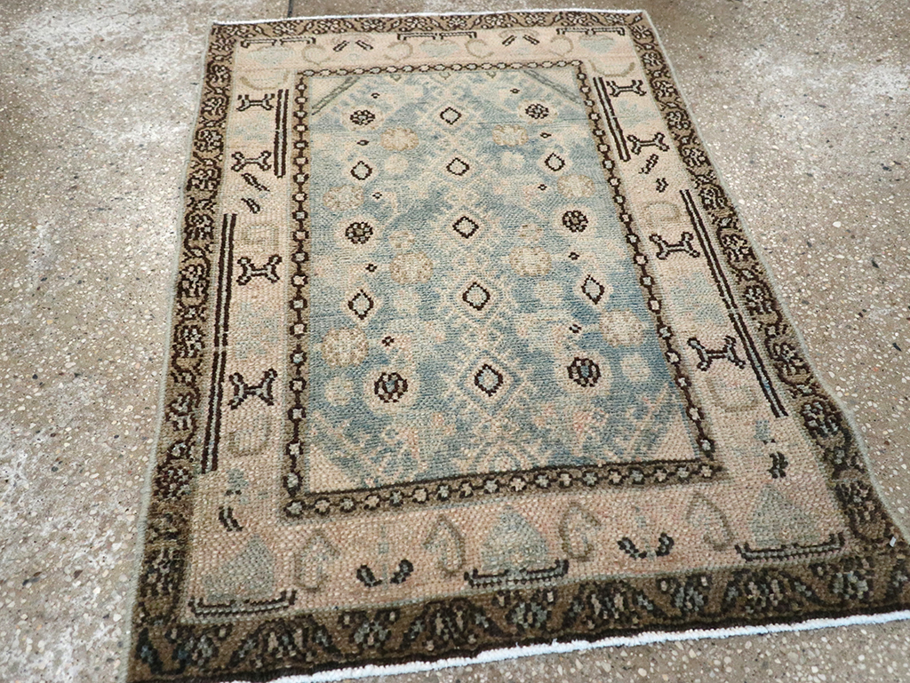 Vintage Persian Malayer Throw Rug, No.32834 - Galerie Shabab