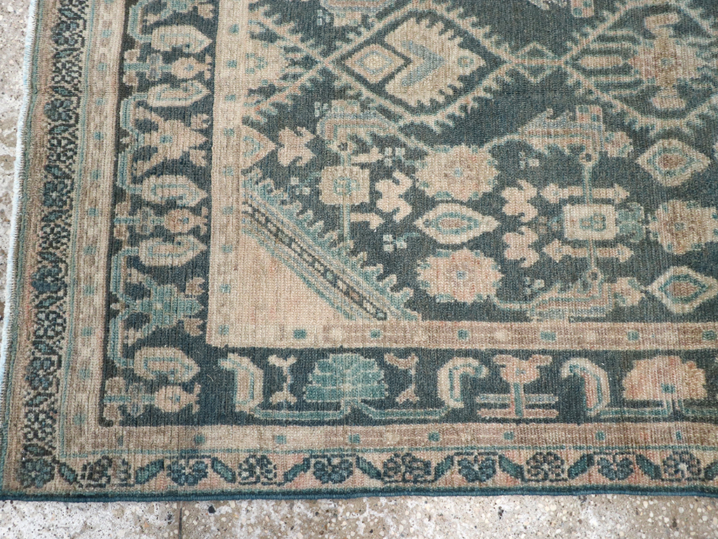 Vintage Persian Malayer Throw Rug, No.32835 - Galerie Shabab