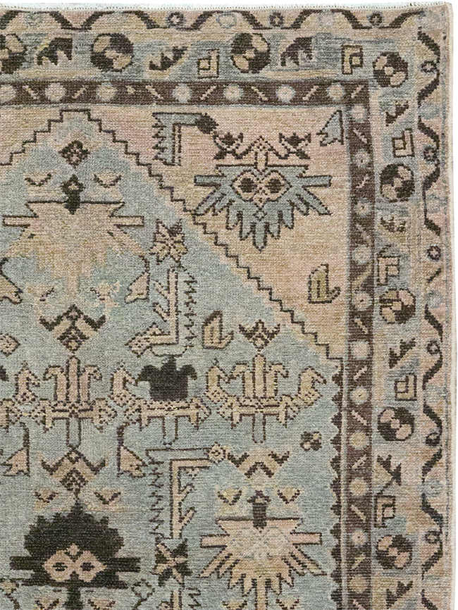 Vintage Persian Malayer Throw Rug, No.32836 - Galerie Shabab