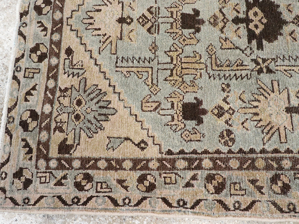 Vintage Persian Malayer Throw Rug, No.32836 - Galerie Shabab