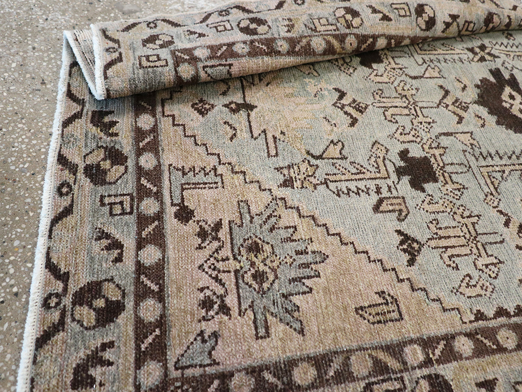 Vintage Persian Malayer Throw Rug, No.32836 - Galerie Shabab