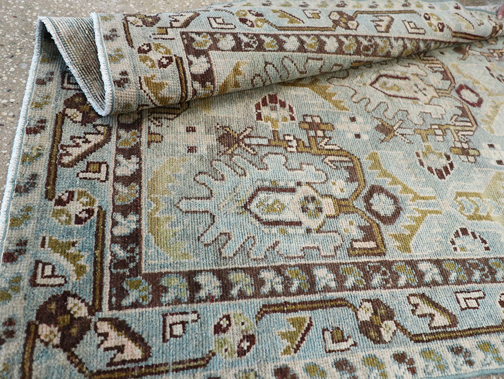 Vintage Persian Malayer Throw Rug, No.32837 - Galerie Shabab