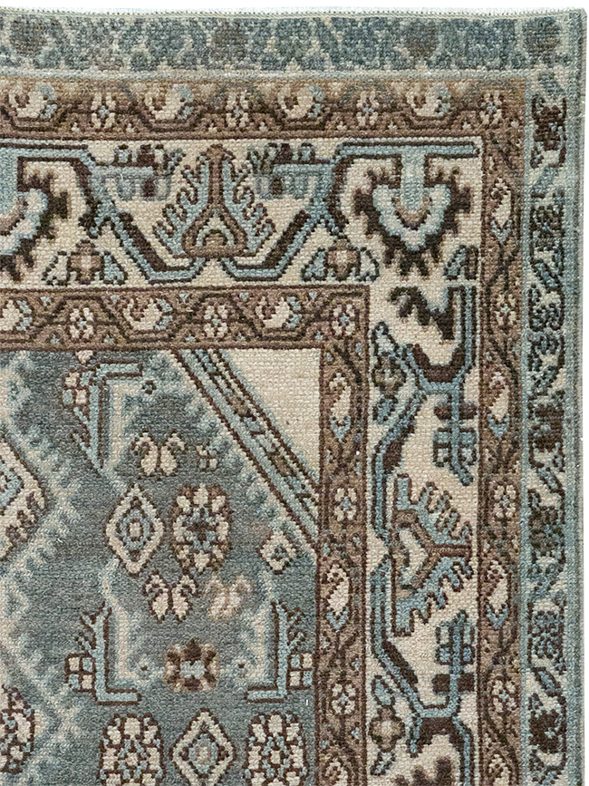 Vintage Persian Malayer Throw Rug, No.32839 - Galerie Shabab