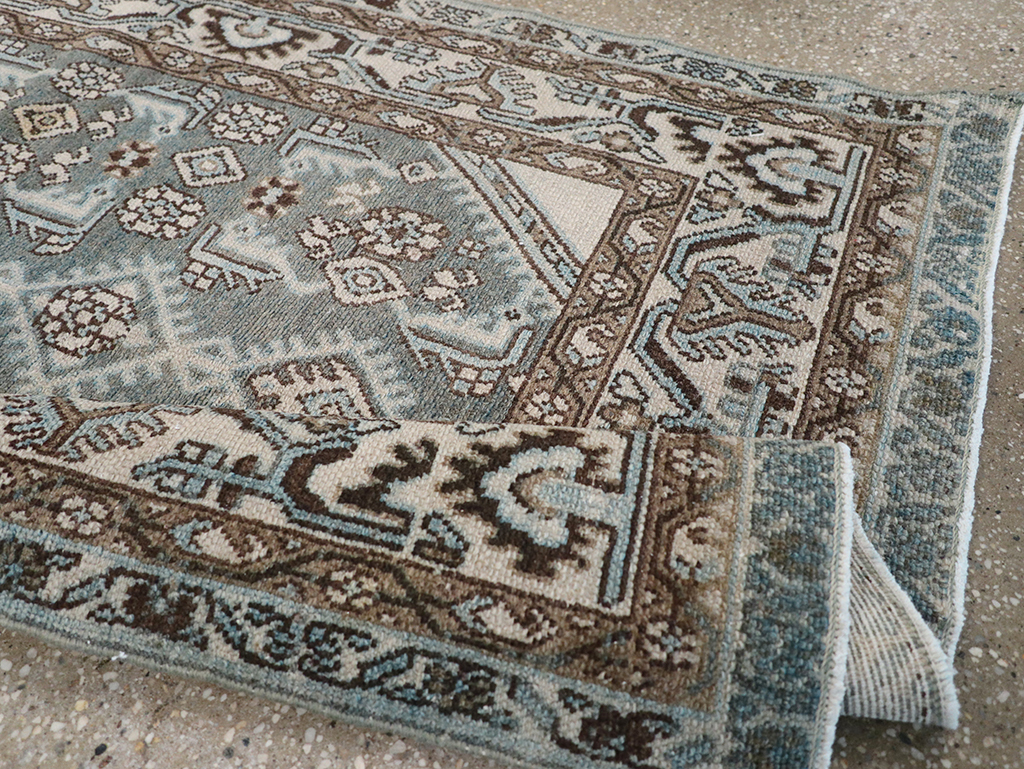 Vintage Persian Malayer Throw Rug, No.32839 - Galerie Shabab