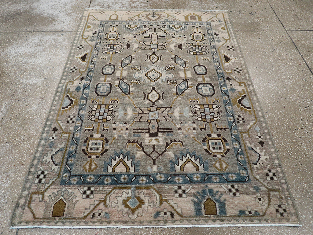 Vintage Persian Malayer Throw Rug, No.32841 - Galerie Shabab