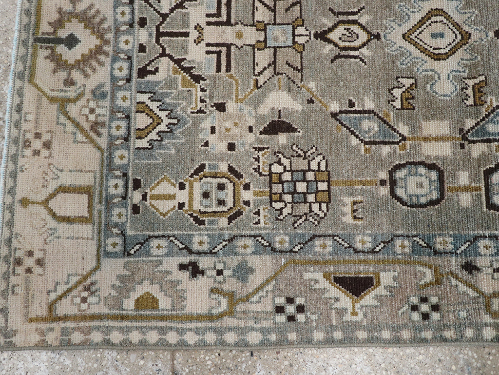 Vintage Persian Malayer Throw Rug, No.32841 - Galerie Shabab