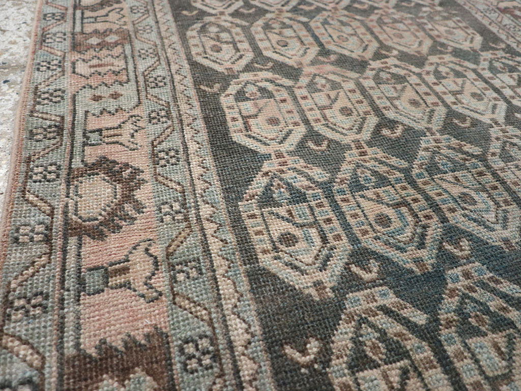 Vintage Persian Malayer Throw Rug, No.32843 - Galerie Shabab