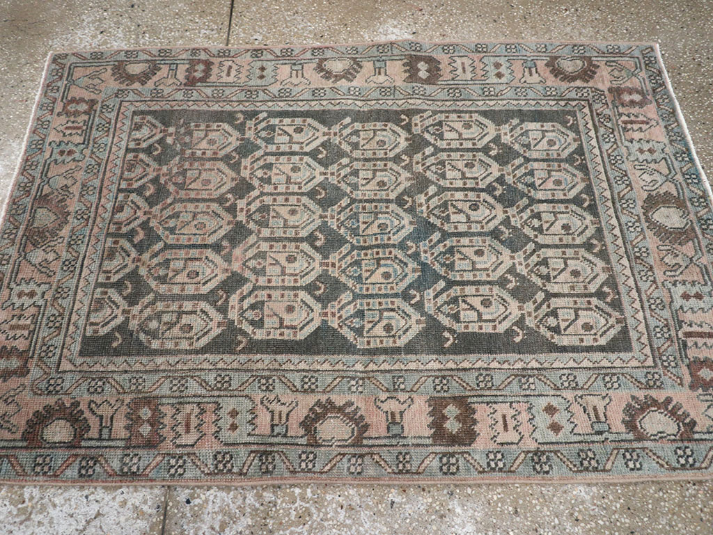 Vintage Persian Malayer Throw Rug, No.32843 - Galerie Shabab