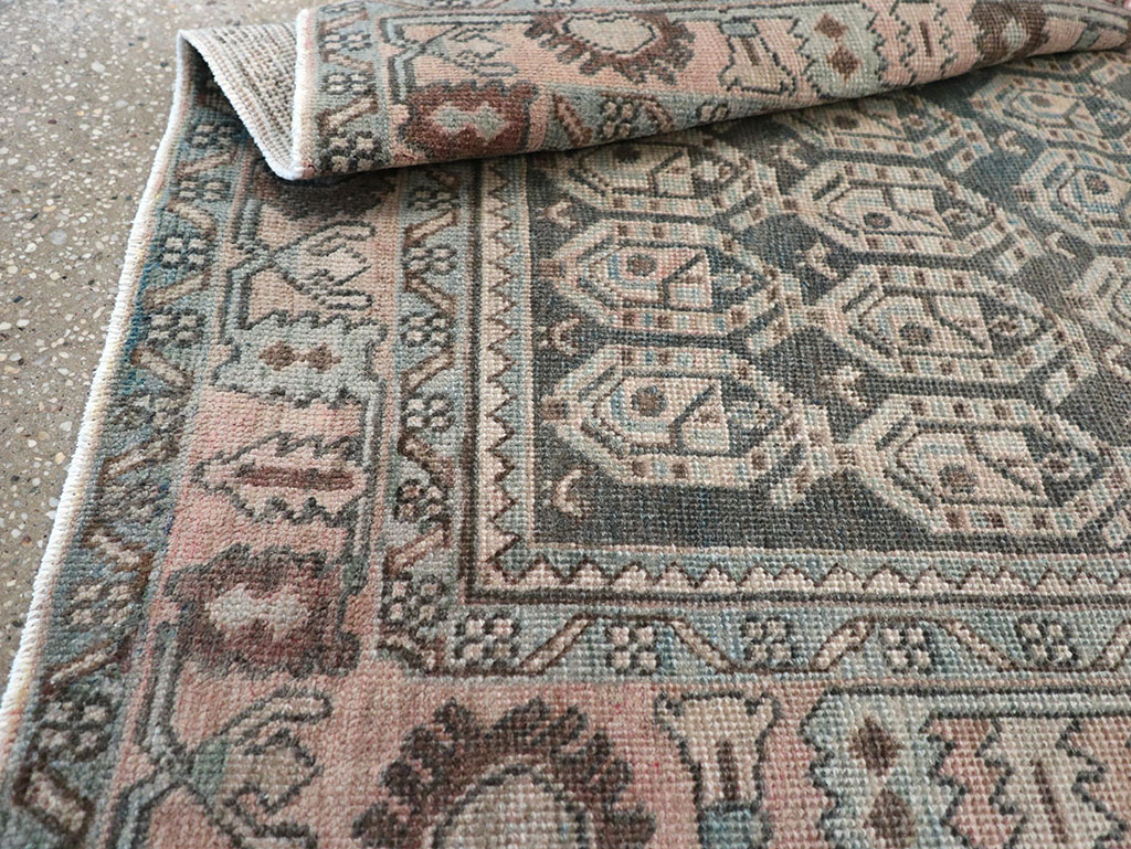 Vintage Persian Malayer Throw Rug, No.32843 - Galerie Shabab