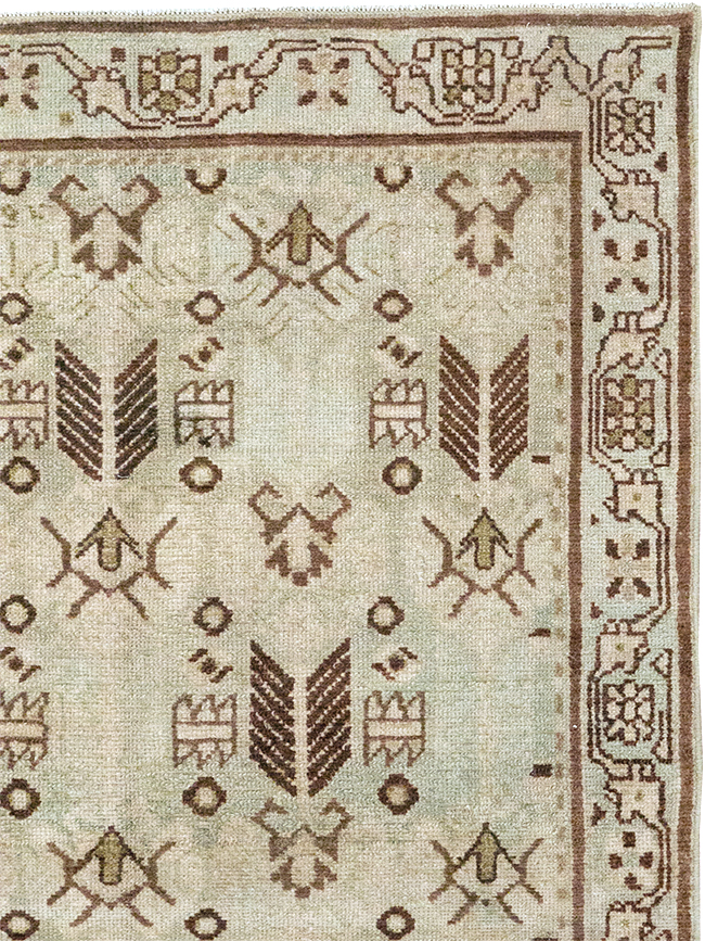 Vintage Persian Malayer Throw Rug, No.32844 - Galerie Shabab