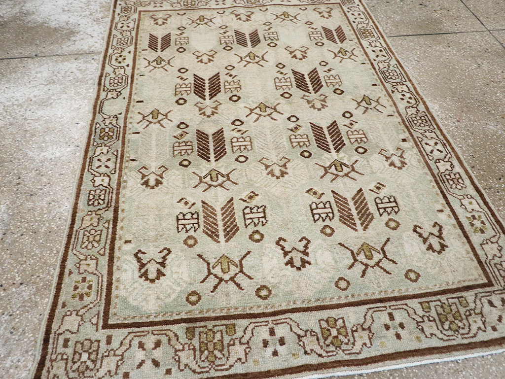 Vintage Persian Malayer Throw Rug, No.32844 - Galerie Shabab
