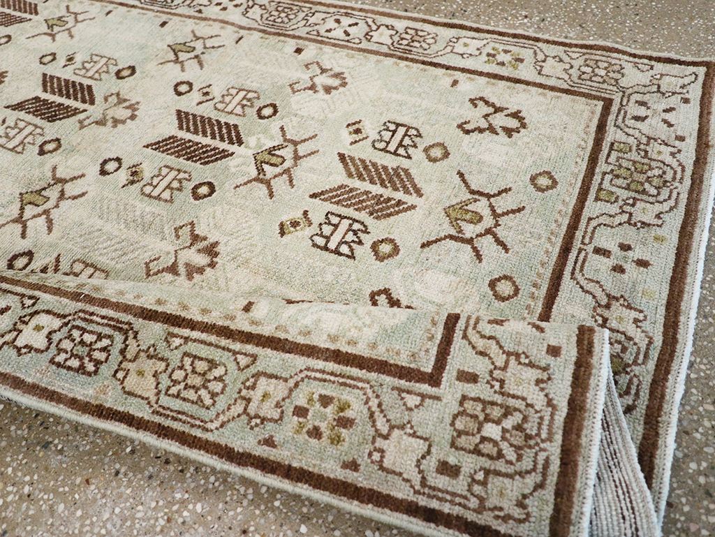 Vintage Persian Malayer Throw Rug, No.32844 - Galerie Shabab