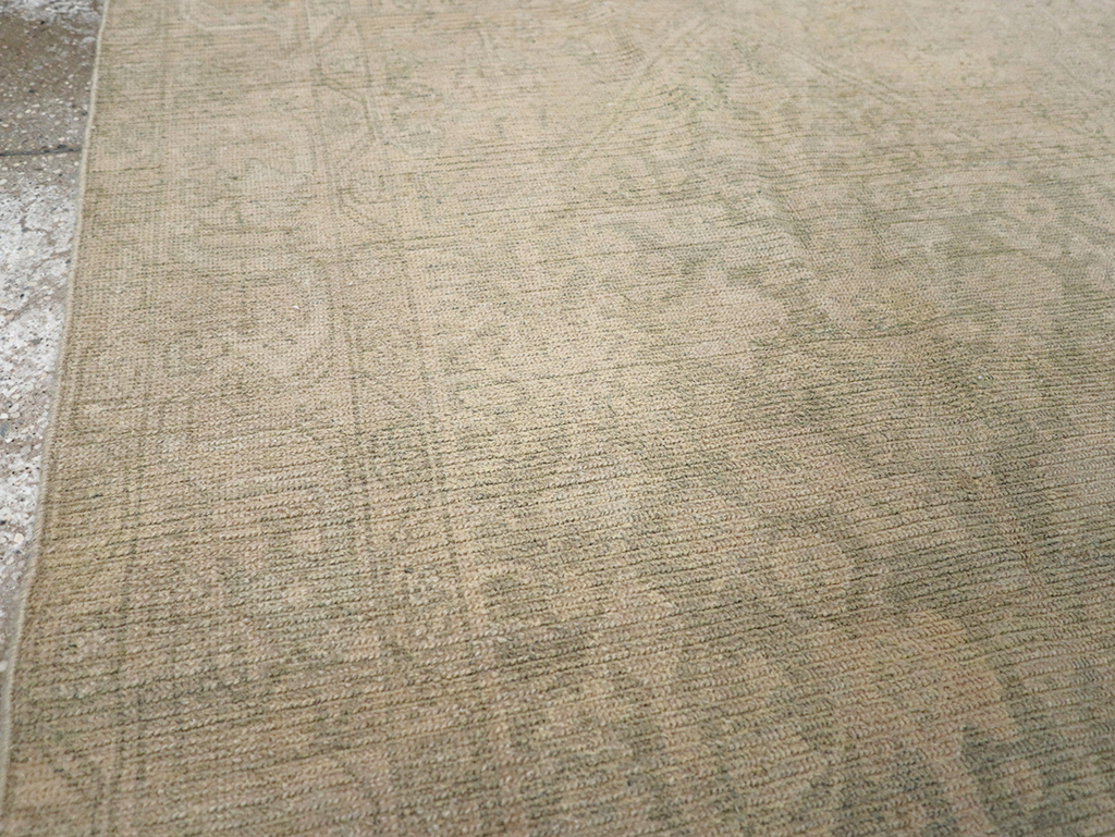 Vintage Persian Malayer Throw Rug, No.32846 - Galerie Shabab