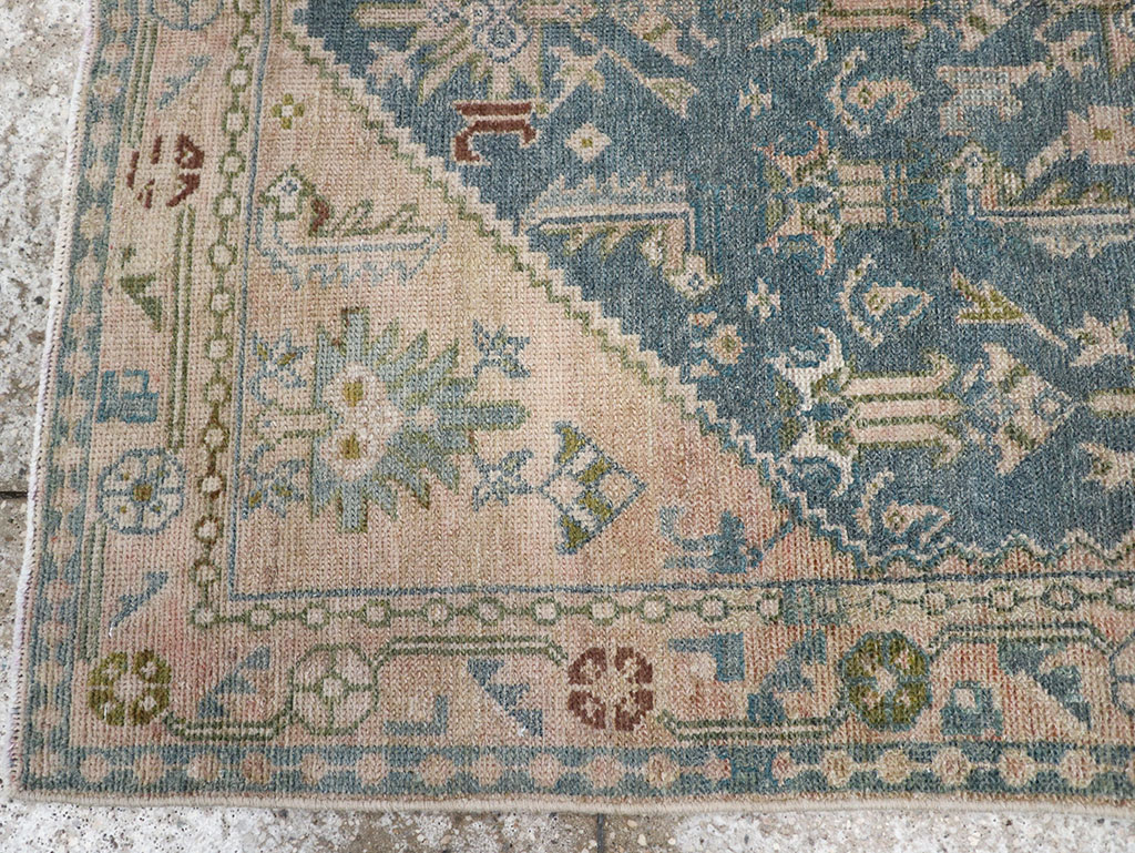 Vintage Persian Malayer Throw Rug, No.32847 - Galerie Shabab