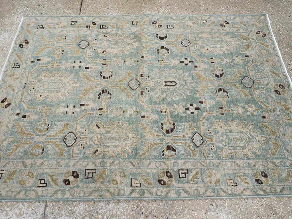 Vintage Persian Malayer Throw Rug, No.32850 - Galerie Shabab