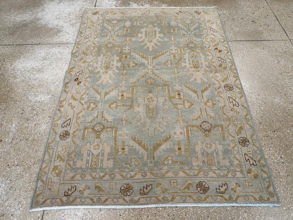 Vintage Persian Malayer Throw Rug, No.32851 - Galerie Shabab
