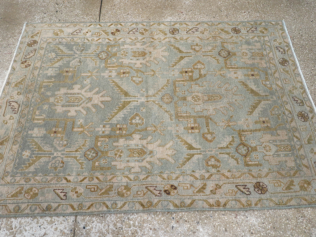 Vintage Persian Malayer Throw Rug, No.32851 - Galerie Shabab