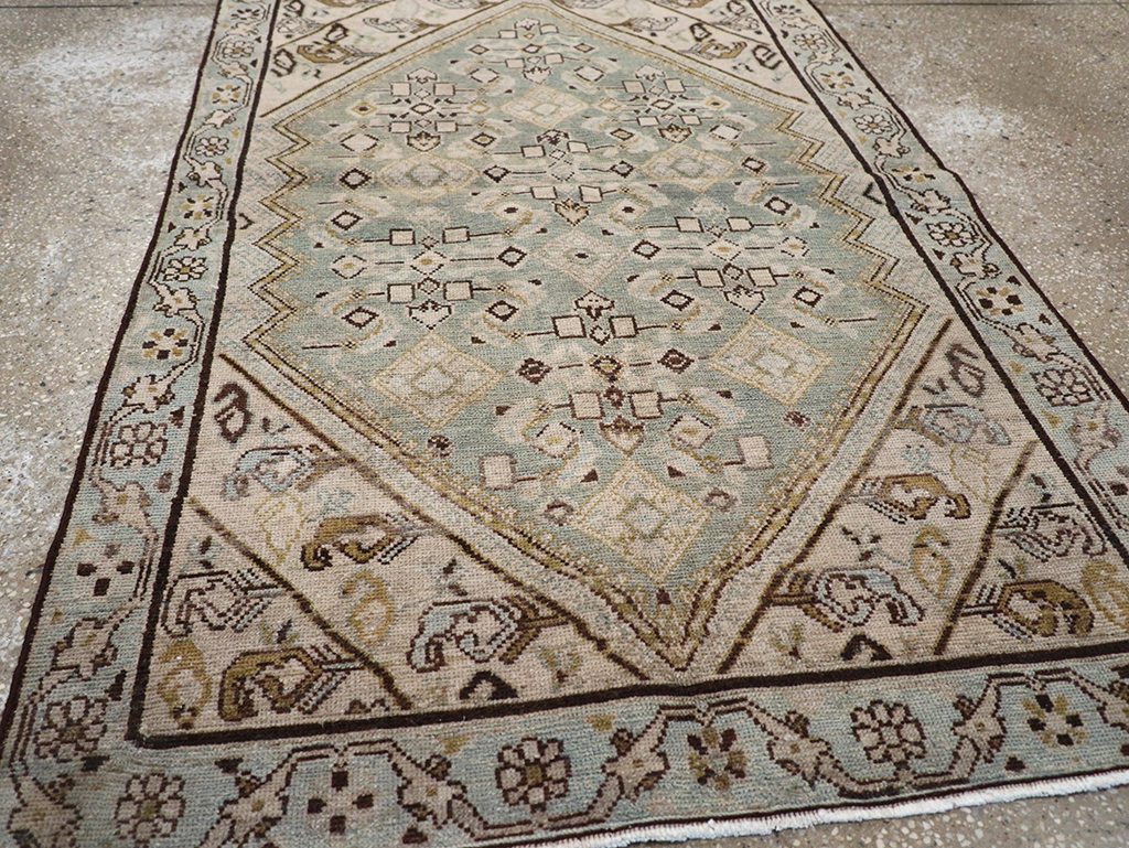 Vintage Persian Malayer Throw Rug, No.32853 - Galerie Shabab