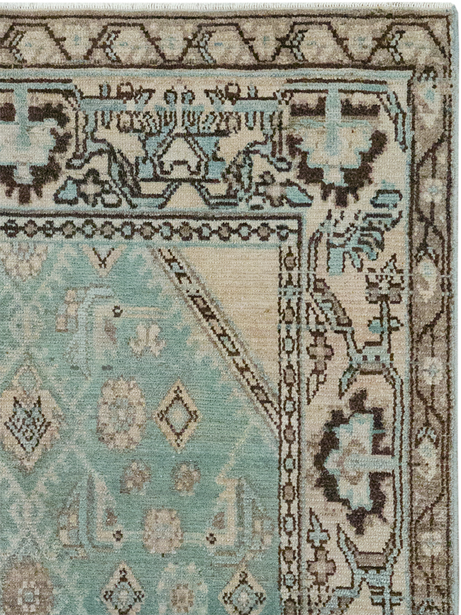 Vintage Persian Malayer Throw Rug, No.32855 - Galerie Shabab