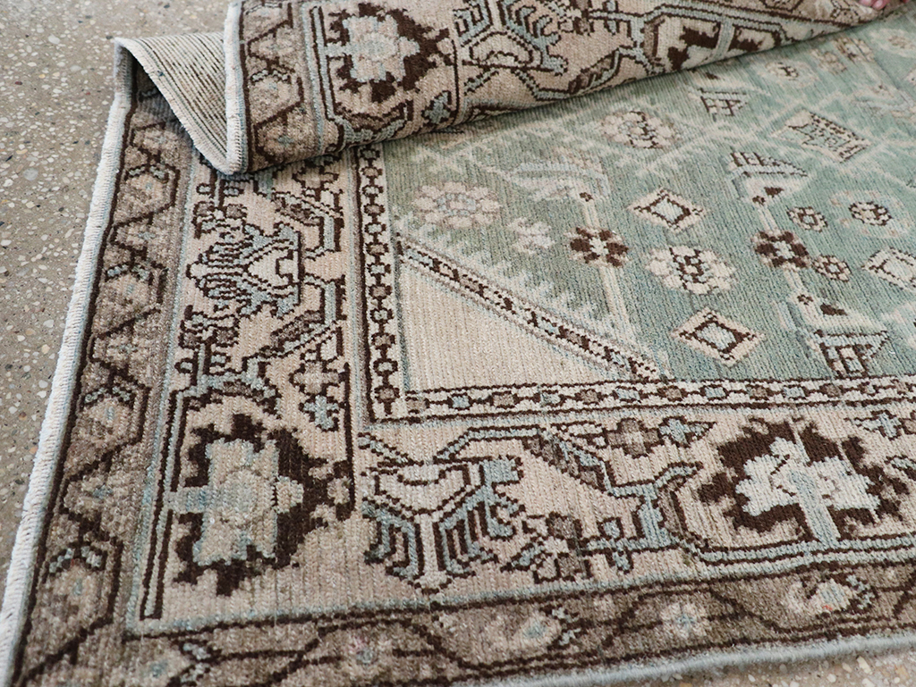 Vintage Persian Malayer Throw Rug, No.32855 - Galerie Shabab