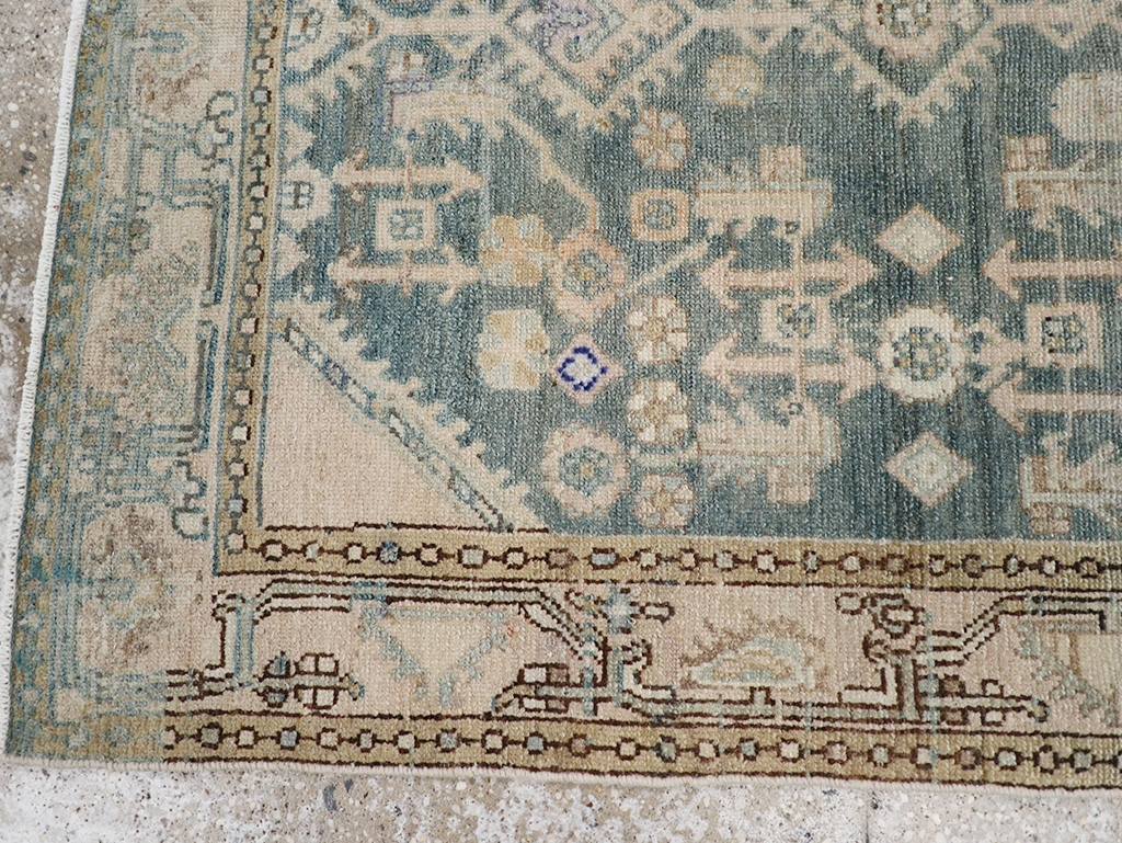 Vintage Persian Malayer Throw Rug, No.32856 - Galerie Shabab
