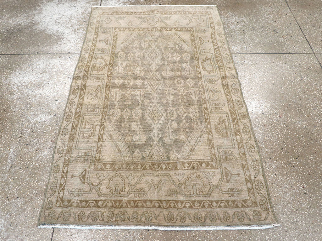 Vintage Persian Malayer Throw Rug, No.32857 - Galerie Shabab