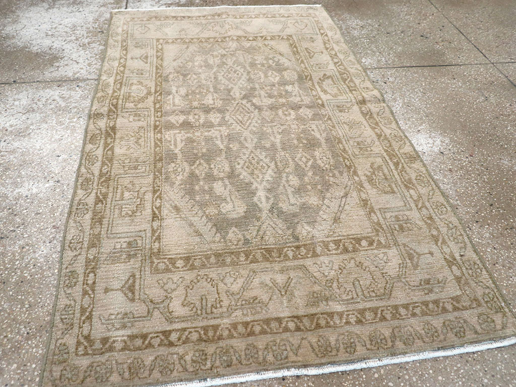 Vintage Persian Malayer Throw Rug, No.32857 - Galerie Shabab