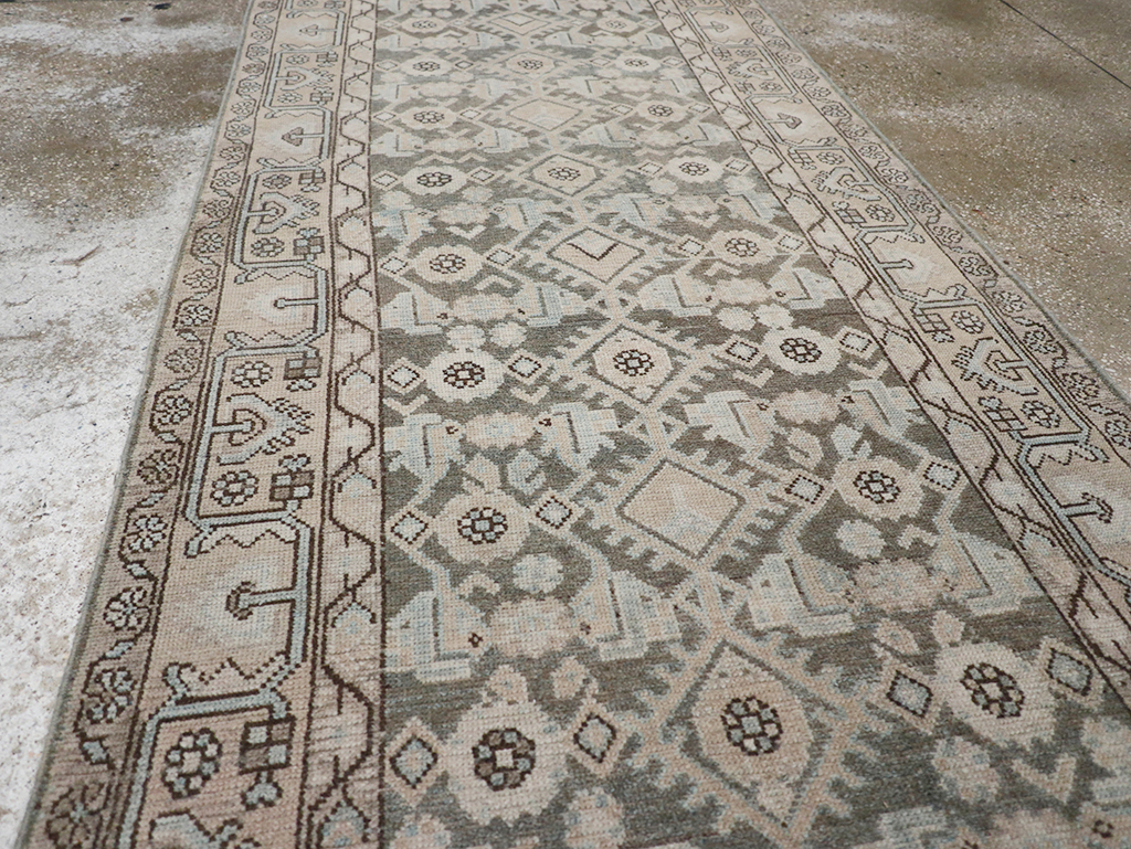 Vintage Persian Malayer Runner, No.32862 - Galerie Shabab