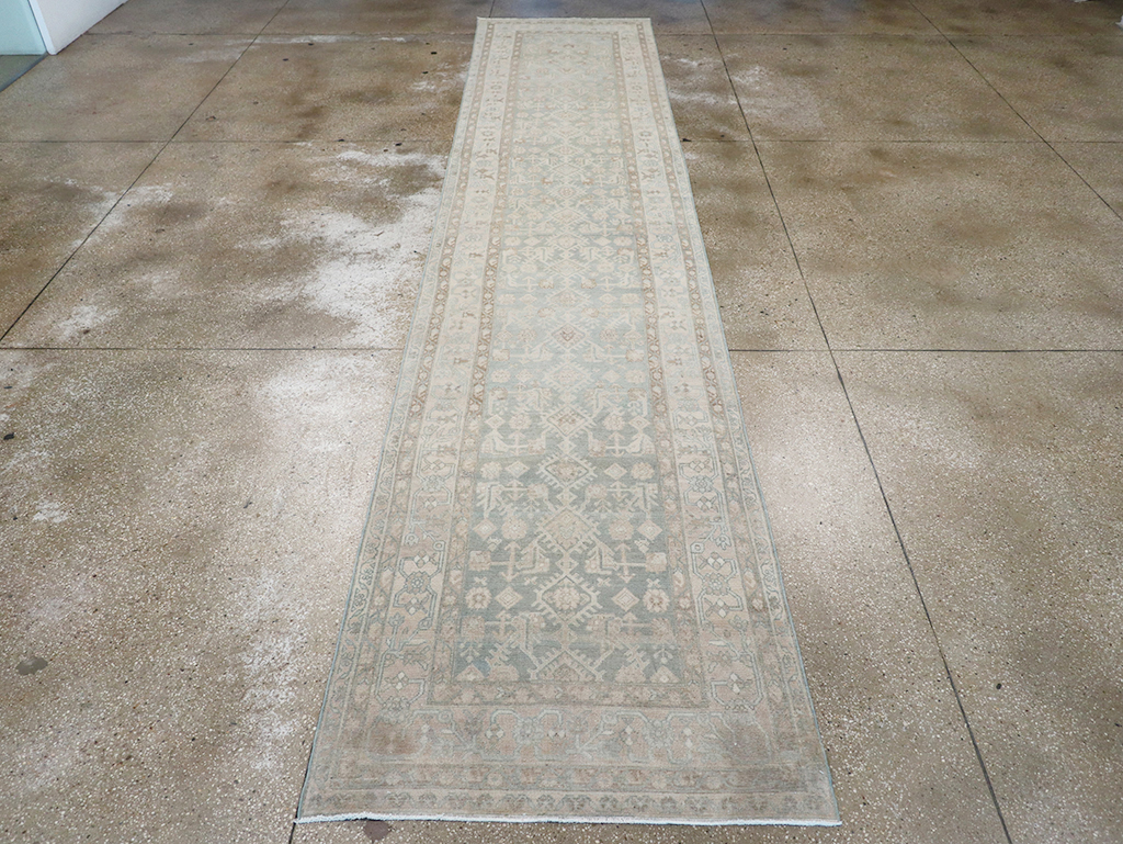 Vintage Persian Malayer Long Runner, No.32864 - Galerie Shabab
