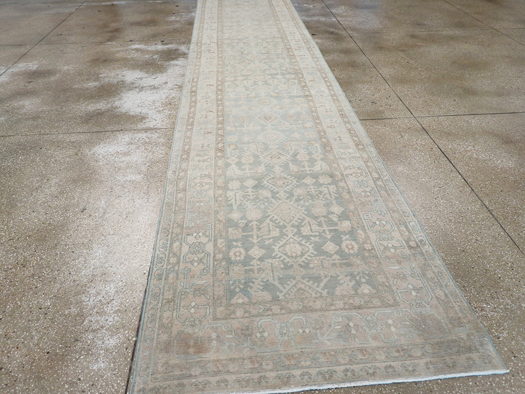 Vintage Persian Malayer Long Runner, No.32864 - Galerie Shabab