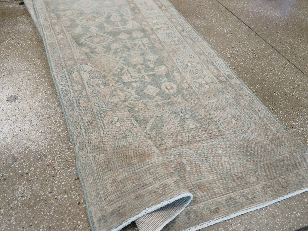Vintage Persian Malayer Long Runner, No.32864 - Galerie Shabab