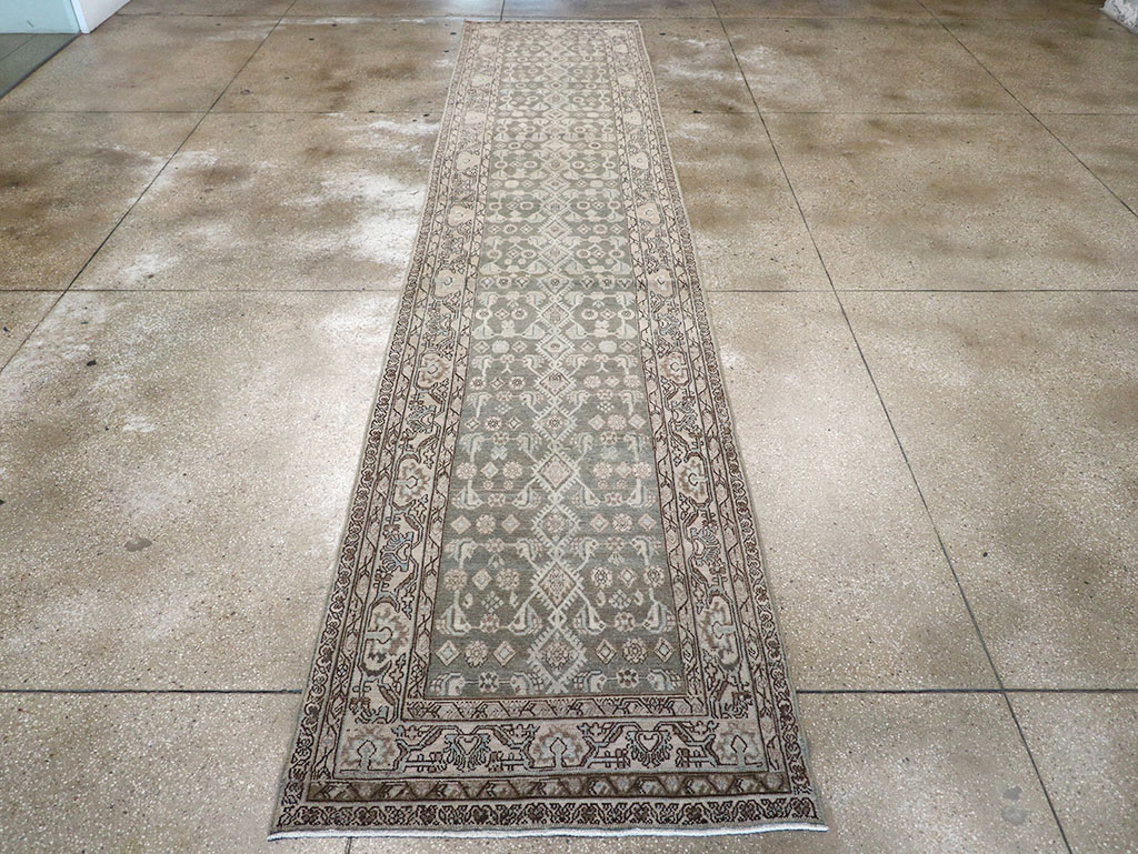 Vintage Persian Malayer Runner, No.32866 - Galerie Shabab
