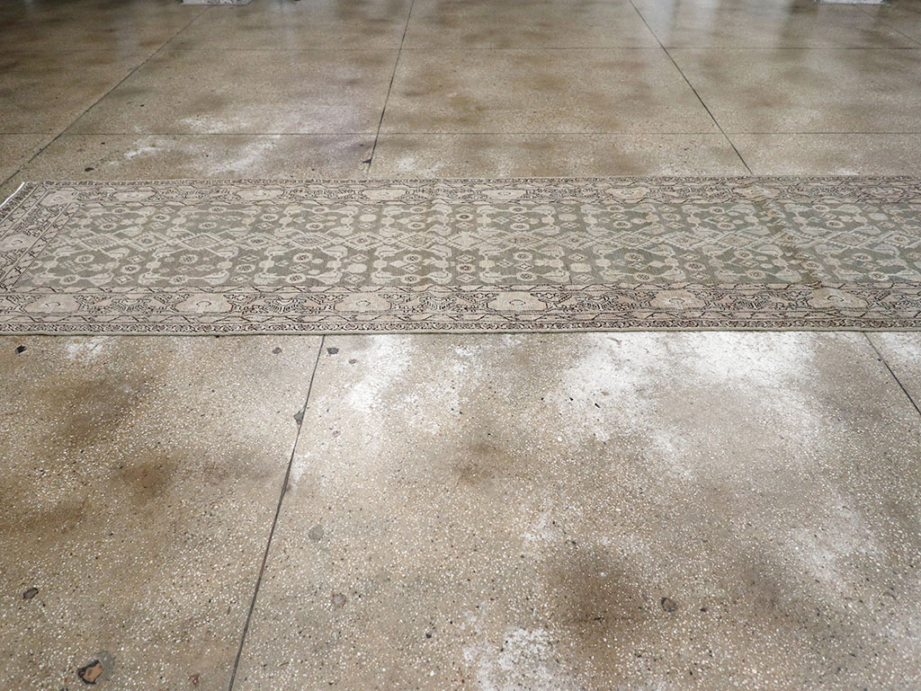 Vintage Persian Malayer Runner, No.32866 - Galerie Shabab