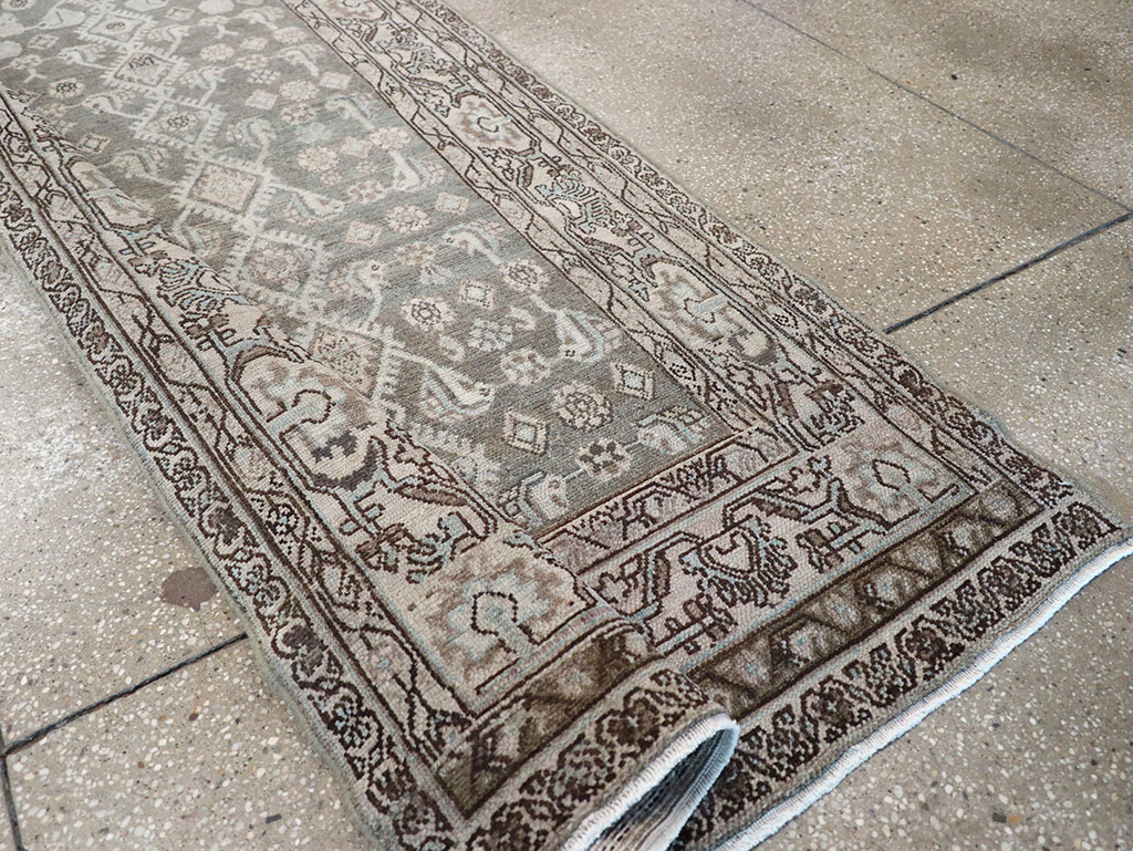 Vintage Persian Malayer Runner, No.32866 - Galerie Shabab