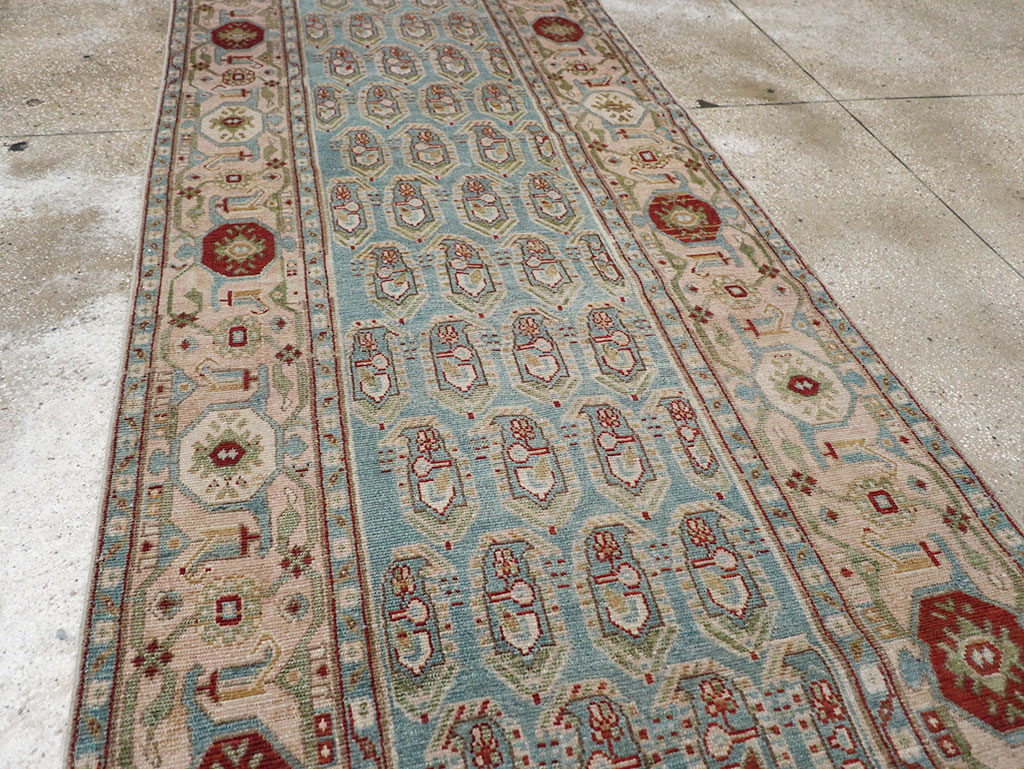 Vintage Persian Malayer Long Runner, No.32867 - Galerie Shabab