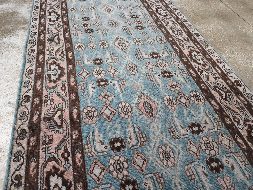 Vintage Persian Malayer Runner, No.32870 - Galerie Shabab