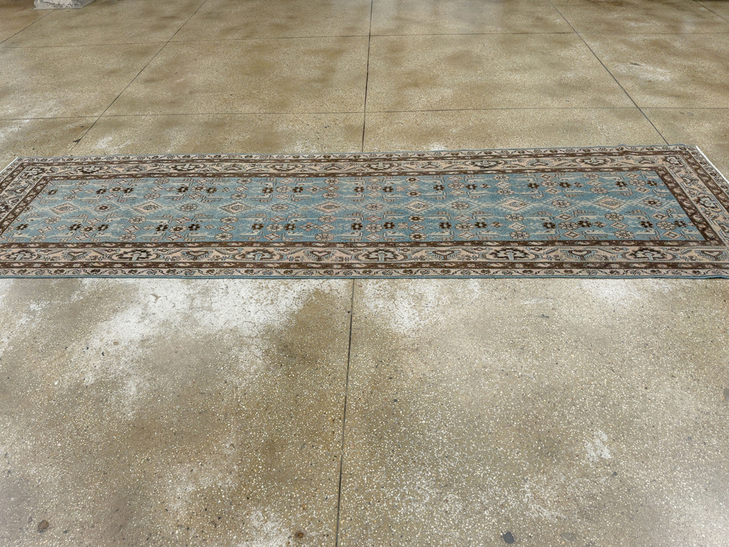 Vintage Persian Malayer Runner, No.32870 - Galerie Shabab