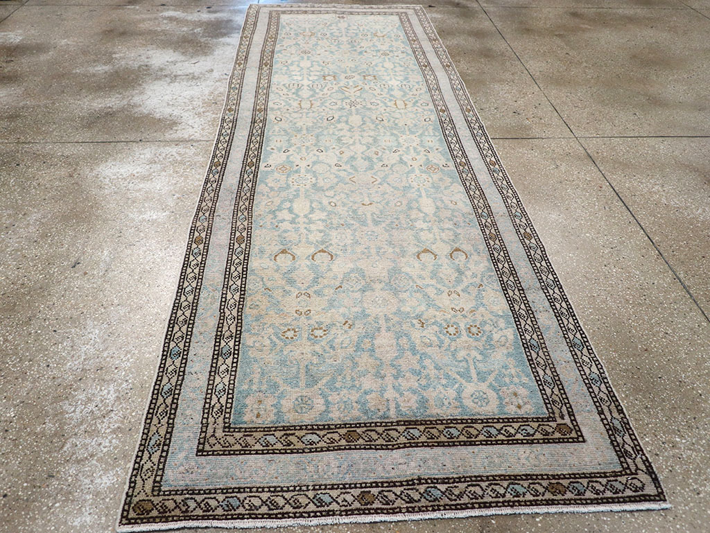 Antique Persian Malayer Gallery Rug, No.32872 - Galerie Shabab