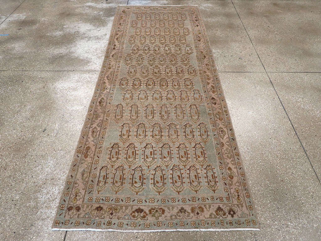 Vintage Persian Malayer Runner, No.32874 - Galerie Shabab
