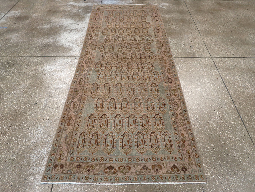 Vintage Persian Malayer Runner, No.32874 - Galerie Shabab
