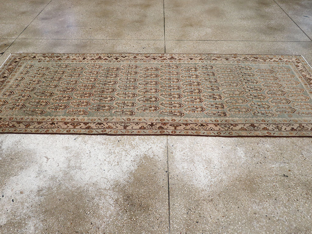 Vintage Persian Malayer Runner, No.32875 - Galerie Shabab