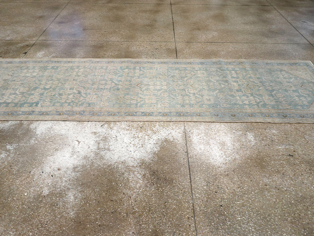 Antique Persian Malayer Runner, No.32876 - Galerie Shabab