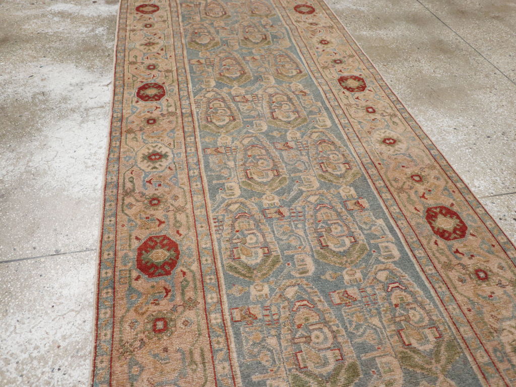 Vintage Persian Malayer Long Runner, No.32877 - Galerie Shabab