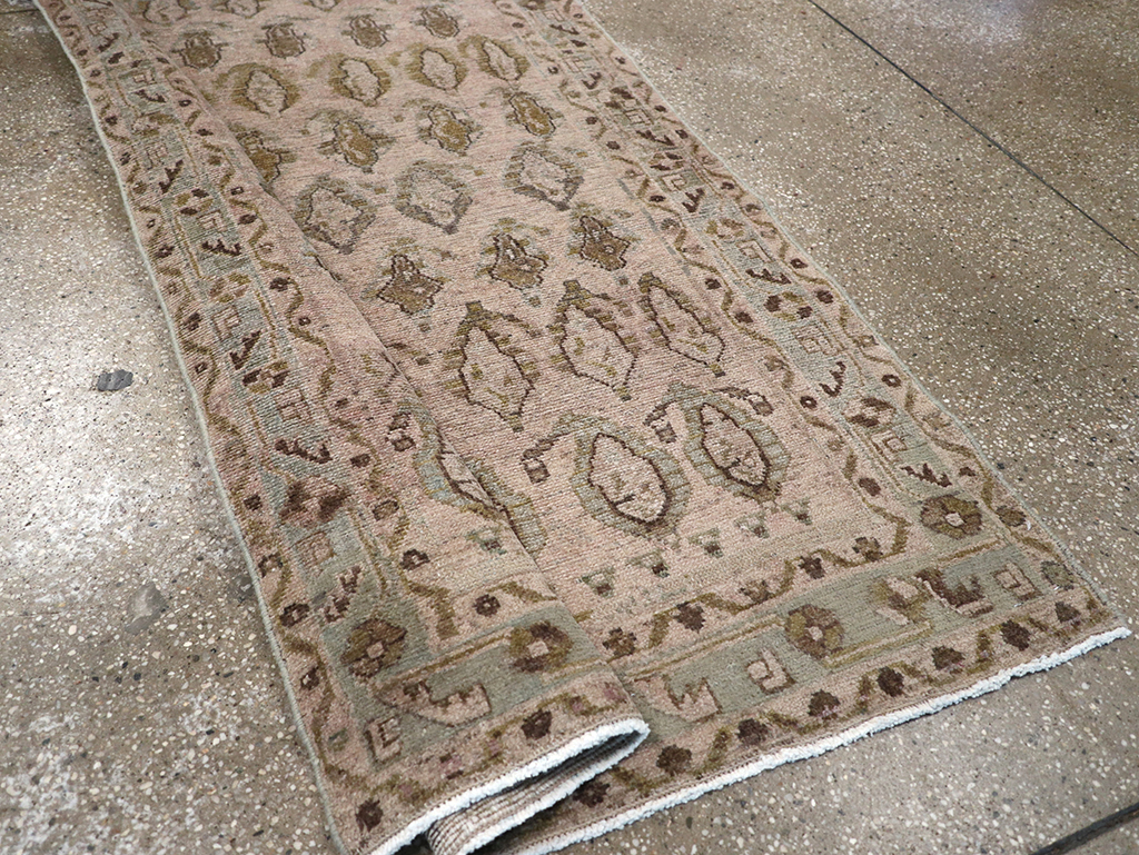 Vintage Persian Malayer Long Runner, No.32879 - Galerie Shabab